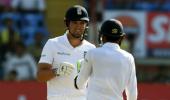 Indian spinners struggle again as England build lead