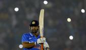 Dhoni fifth Indian to complete 9000 ODI runs