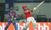 IPL: 'Big show' Maxwell stars as Punjab ease past Pune Supergiant