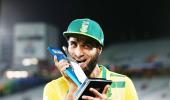 Tahir weaves spell around Kiwi batsmen to record T20 win