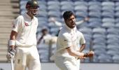 1st Test: Umesh shines but defiant Starc keeps Australia afloat