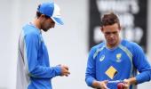 With an eye on India, Australia include two spinners for Sydney