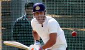 Dhoni's captaincy swansong; Yuvraj, Nehra in focus in warm-up tie