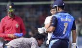 Vijay Hazare: Dhoni wins hearts but Bengal win semis