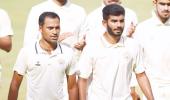 Ranji roundup: Mumbai struggle in 500th match