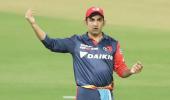 Gambhir steps down as Delhi Daredevils captain