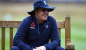 Why England coach Bayliss is defending Team India