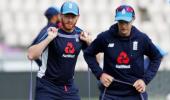 England's Bairstow to play with fractured finger in fourth Test