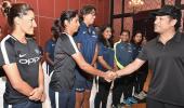 Tendulkar gives pep talk to women's team ahead of SA series