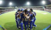 Mumbai face tricky Kolkata test to stay afloat