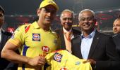 Kohli, Dhoni's VIP guest at IPL match