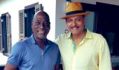 Shastri shares epic picture with Viv Richards