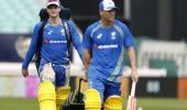 'Smith, Warner will walk into Aus World Cup squad'