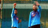 Playing during twilight will be challenging: Vettori