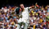 Warner's unbeaten 335 has Pakistan drooping