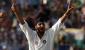 Furious Harbhajan rips Gilchrist apart