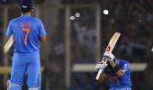 Kohli leaves fans guessing over Dhoni's retirement