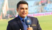 Reinstate me as commentator, Manjrekar tells BCCI