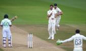 PHOTOS: England vs Pakistan, 3rd Test, Day 4