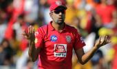 What did Ashwin, Ponting discuss about 'Mankading'?