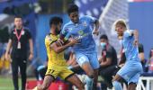 ISL: Mumbai City inflict first defeat on Hyderabad