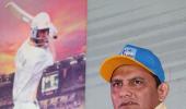 Azharuddin escapes unhurt in car accident