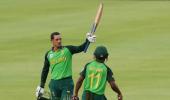 PHOTOS: De Kock steers SA to easy win over England