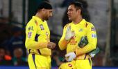 Young Dhoni was a shy, very quiet guy: Harbhajan