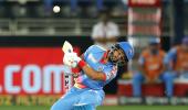 Gavaskar's suggestions to give bowlers an edge in T20s