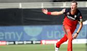 Morris costliest buy in IPL history; Maxi goes to RCB