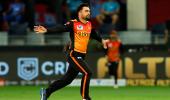 IPL: Which bowler has best economy rate?