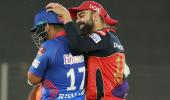 Sweet...Kohli consoles Pant