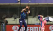 Turning Point: Mumbai's tight bowling