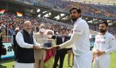 Tendulkar, Nehra laud Ishant