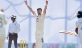 Anderson hits Lanka for six as Root anchors England