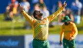 Shamsi puts Ireland in a spin as SA win first Twenty20