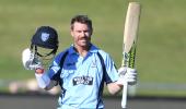 Warner ends century drought in domestic match