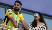 Sakshi, Prithi Enjoy The Show