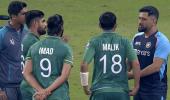 See: Dhoni mingles with Pakistan players