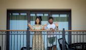 Bumrah-Sanjana All Smiles in Quarantine