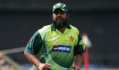 Former Pakistan captain Inzamam undergoes angioplasty