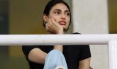 Dejected Athiya After Rahul's Dismissal