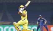 IPL 2022: 'World's best finisher' Dhoni does it again!