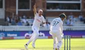 Broad Joins Exclusive Lord's Club