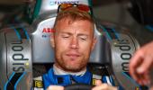 Ex-England all-rounder Flintoff injured in car cash