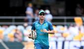 Vettori stumped by Warner's wrong'un!