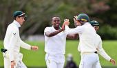 South Africa have New Zealand reeling in second Test