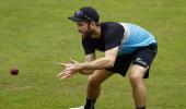 NZ skipper Williamson tests positive for COVID-19