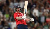 Clinical England crush Pakistan to win T20 World Cup!