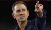 Langer tears into 'cowards' in Australian team